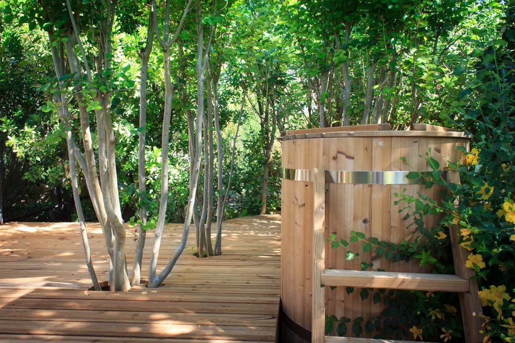 Les Carmes And Spa Le Thor Dış mekan fotoğraf