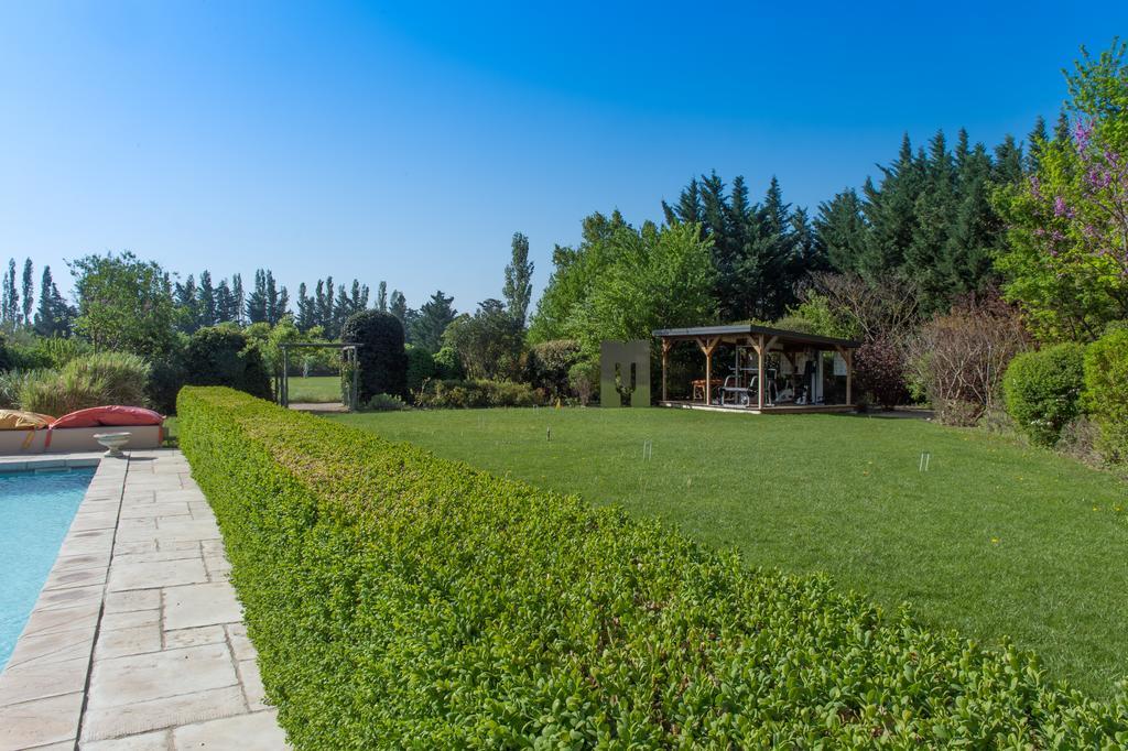 Les Carmes And Spa Le Thor Dış mekan fotoğraf