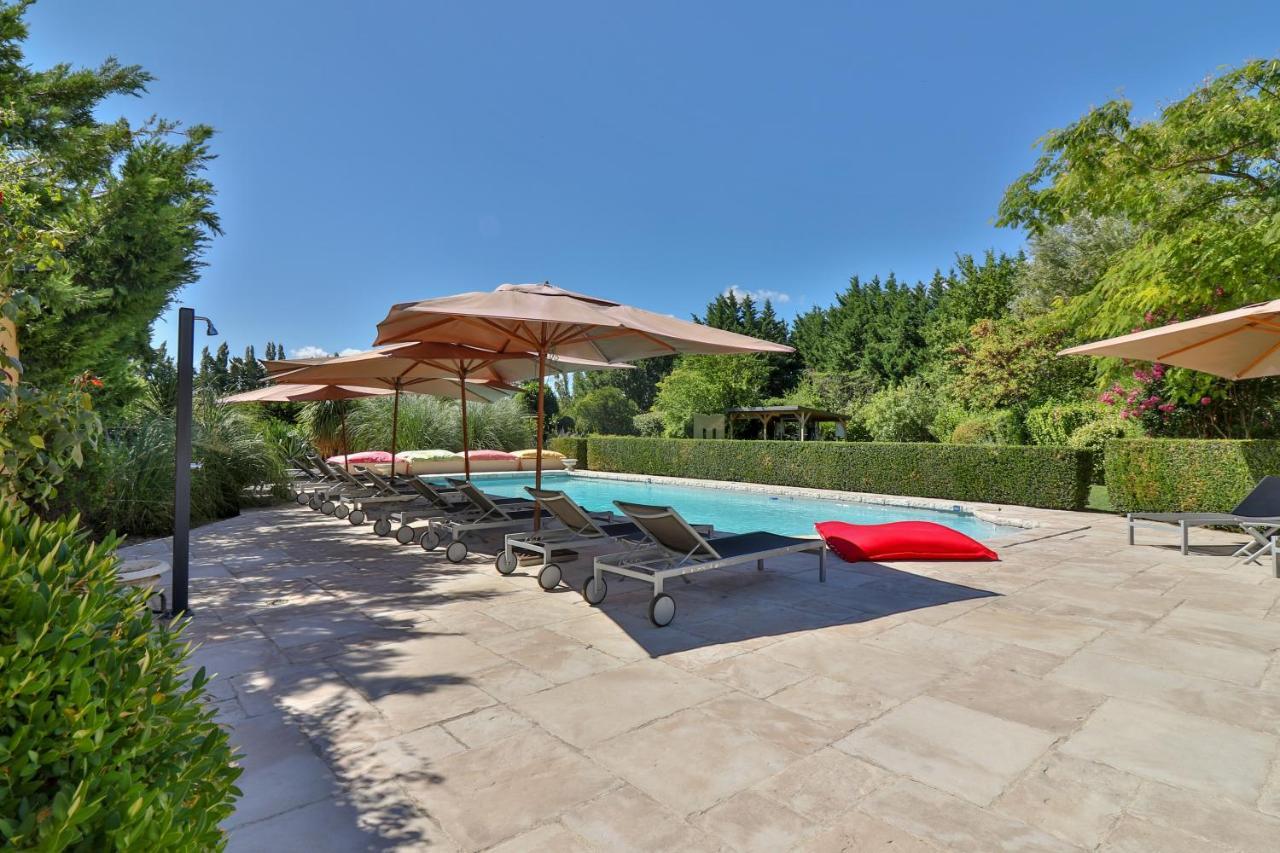 Les Carmes And Spa Le Thor Dış mekan fotoğraf